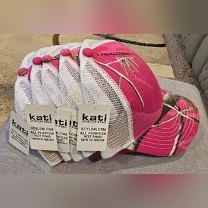 Realtree Pink and White Breathable Mesh Hat New Price Is For 1 Hat
